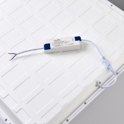 SAXBY STRATUS 600 X 600 LED PANEL 40W 4000K 3200LM **COLLECTION ONLY**