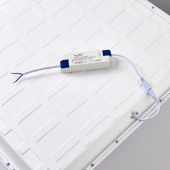 SAXBY STRATUS 600 X 600 LED PANEL 40W 6000K ***COLLECTION ONLY***