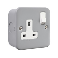 Saxby Metal Clad 13A 1 Gang Double Pole Switched Socket