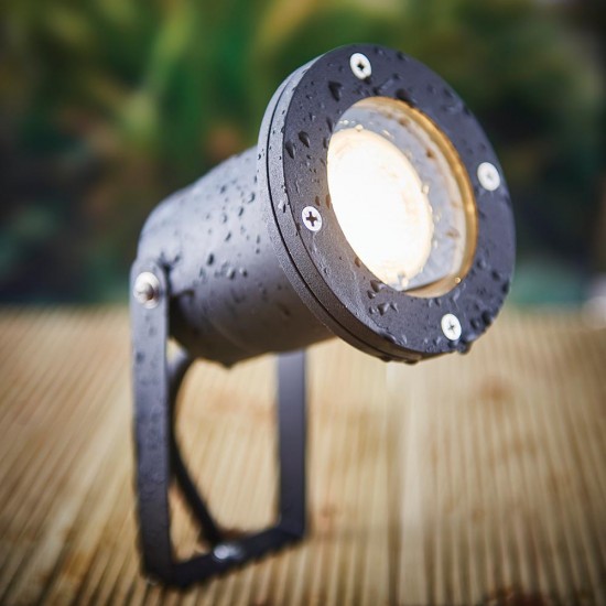 SAXBY OPAZ MV SPIKE FITTING IP65 7W GU10 BLACK (LAMP EXTRA)